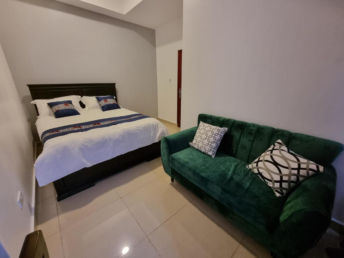 Eika Suites At Acacia Kampala Zewnętrze zdjęcie