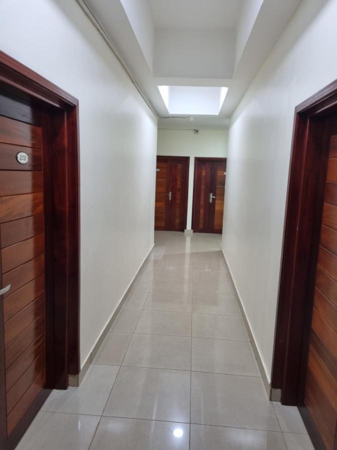 Eika Suites At Acacia Kampala Zewnętrze zdjęcie